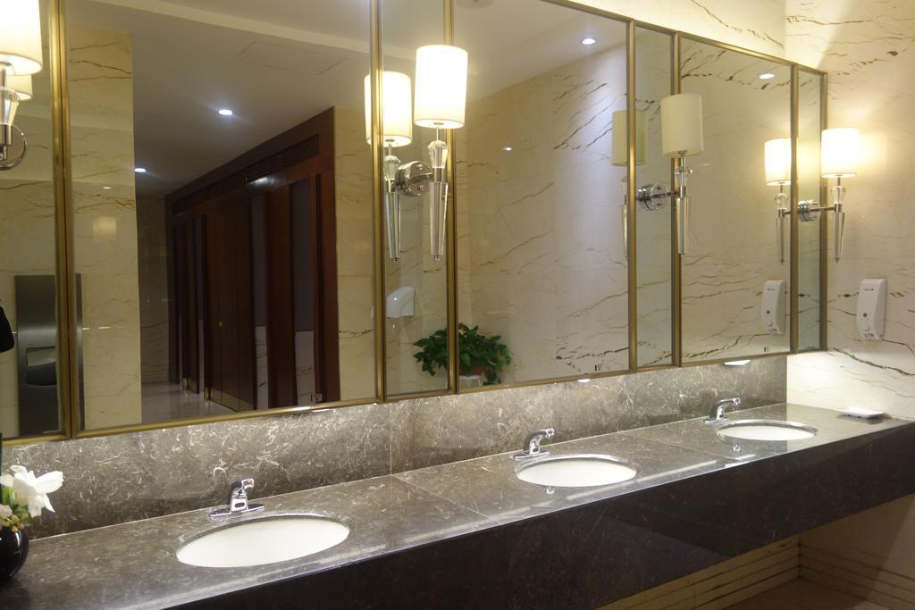 Lanzhou Legend Hotel ภายนอก รูปภาพ